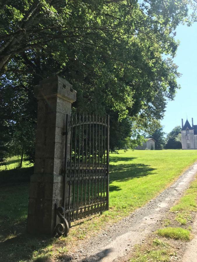 Chateau Pont Jarno B&B Champdeniers Eksteriør bilde