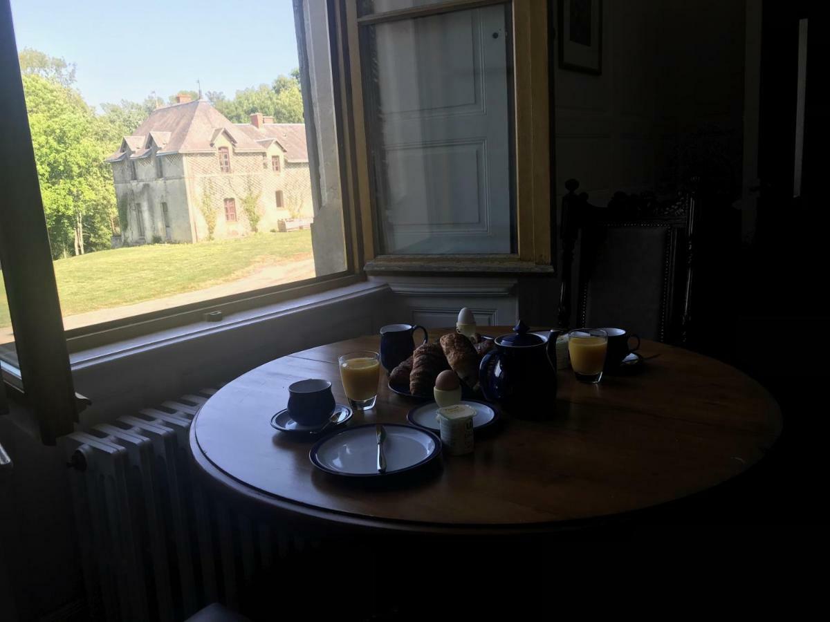Chateau Pont Jarno B&B Champdeniers Eksteriør bilde